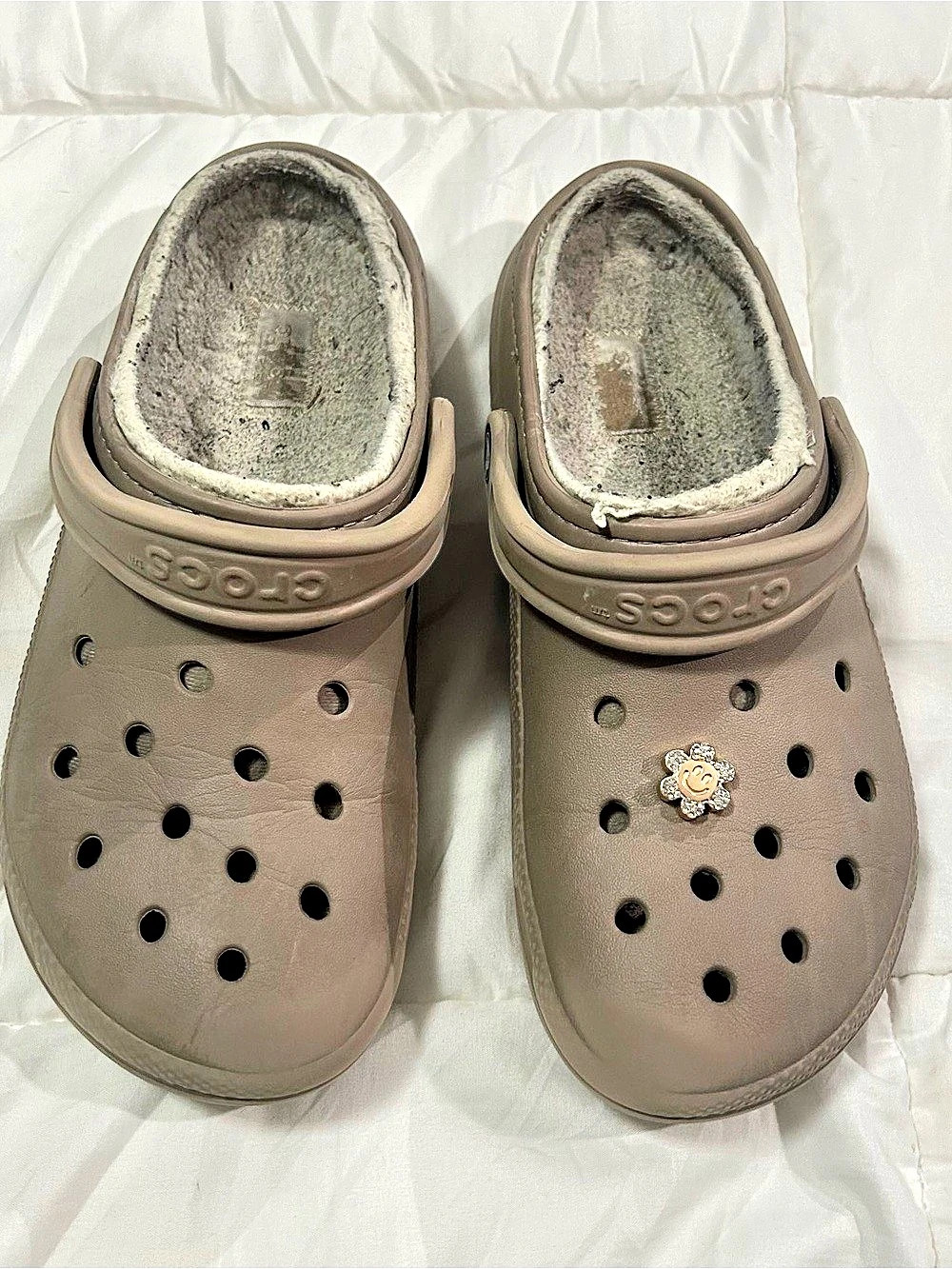 Crocs Classic Clog Clogs in Brown